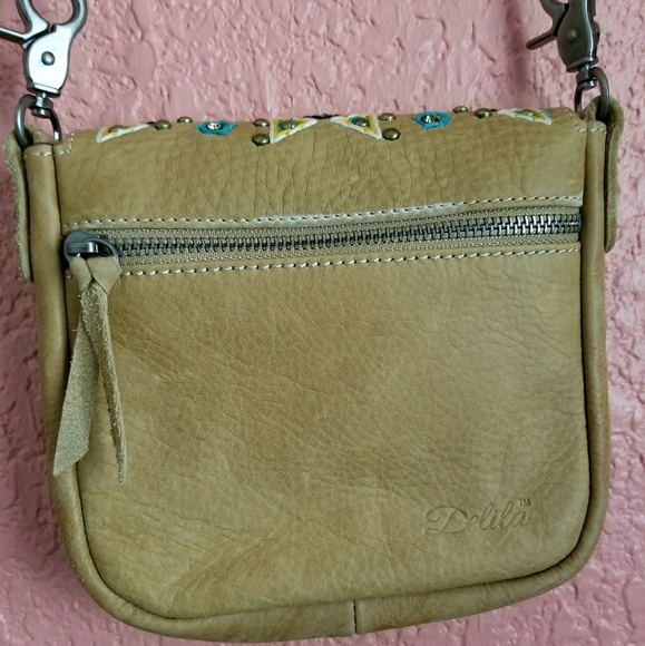 MONTANA WEST • Delila Crossbody Purse - Picture 5 of 6